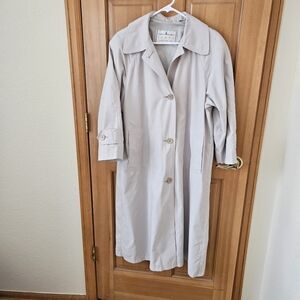 Towne London Fog Beige Long Trench Coat Women's Size 2 Petite